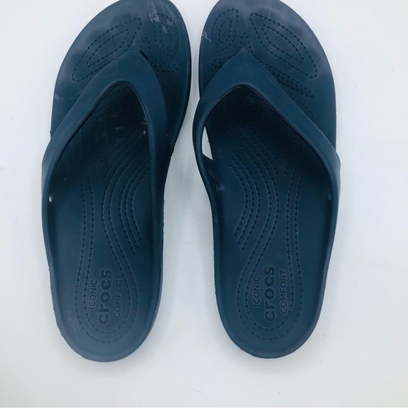 Crocs Classic Flip Flops Iconic Comfort‎ Sandals Women's 9 Navy Blue Nice! - Picture 6 of 7